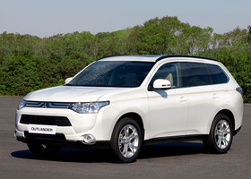 Mitsubishi Outlander: в феврале  с экономией до 21 500 грн