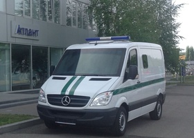 В Украине представили бронированный автомобиль Mercedes-Benz Sprinter для инкассаторских перевозок