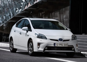 Toyota Prius III: достойный ли «гибрид» для украинских потребителей? (мини-тест)