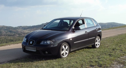 Ода пепелацу Seat Ibiza Sport